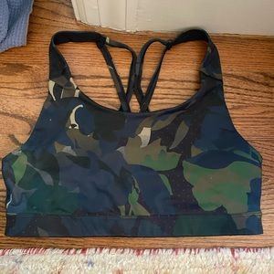 Old navy sports bra size large